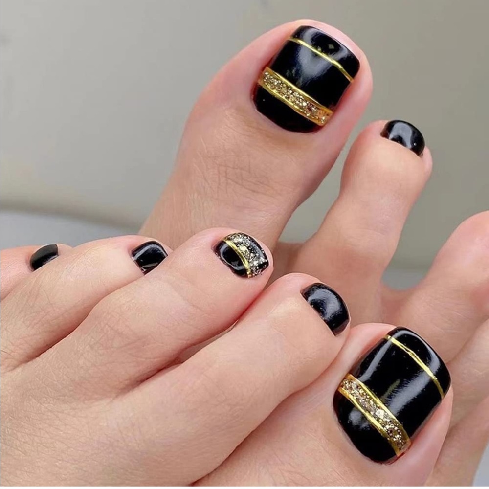 24 piece Toe Nail Kit